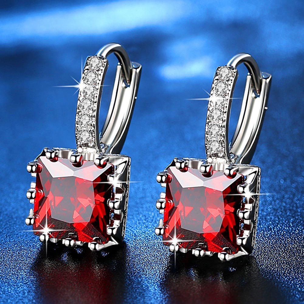 💫New Silver Exquisite Square CZ Earrings💫 - Picture 4 of 7